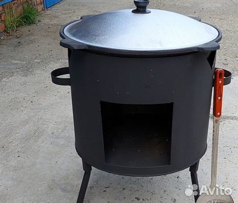 Казан чугунный 10л с печью с дверцей