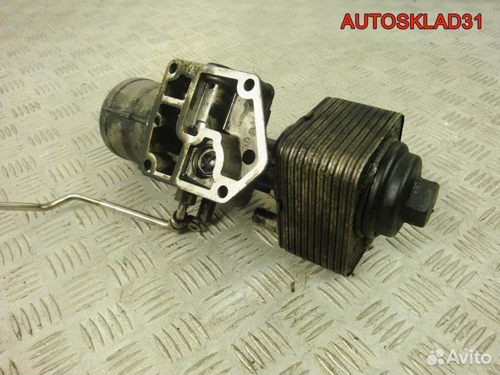 Корпус масляного фильтра VW Passat B6 045115389J