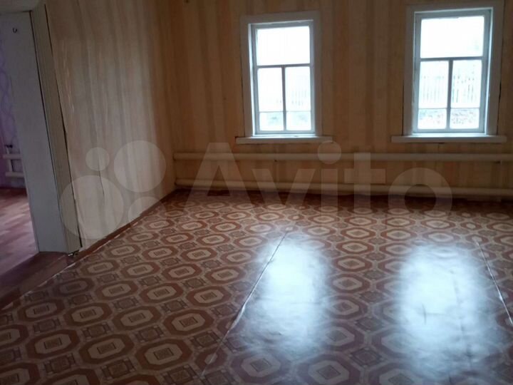 Дом 50 м² на участке 11 сот.