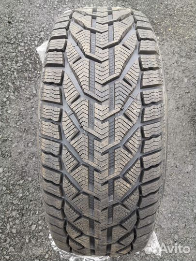 Kormoran Snow 225/50 R17 94H