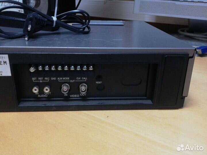 Видеомагнитофон