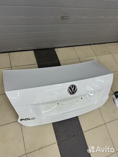 Крышка багажника volkswagen polo