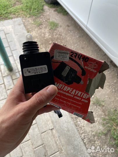 Моторедуктор пассажирской двери priora