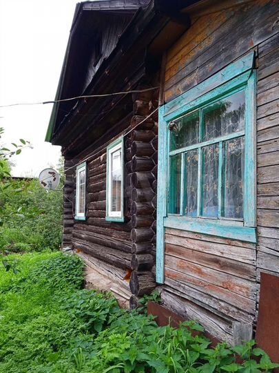 Дом 32,5 м² на участке 1 сот.