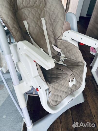 Стульчик для кормления babyton