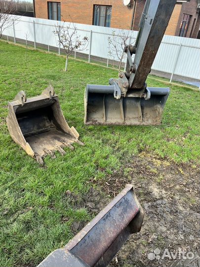 Экскаватор колесный volvo