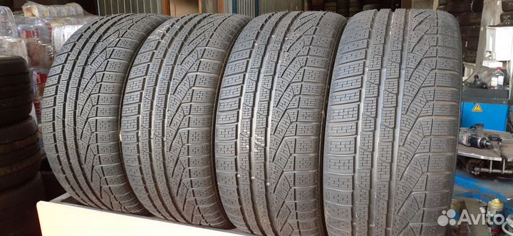 Pirelli Winter Sottozero 240 Serie II 275/40 R19