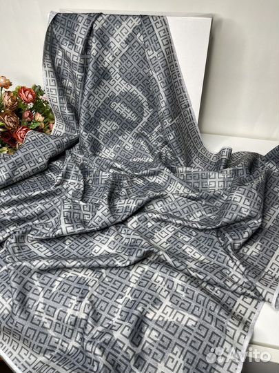 Двусторонний платок givenchy черный