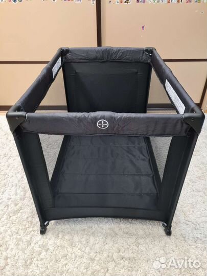 Детская кроватка манеж