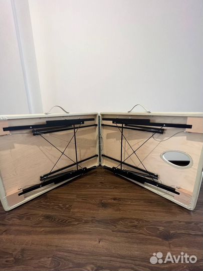 Массажный стол