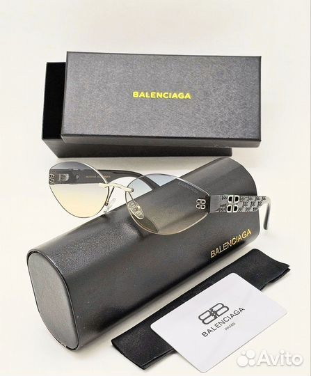 Солнцезащитные очки