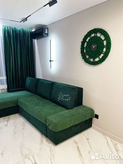 Часы настенные. Мох