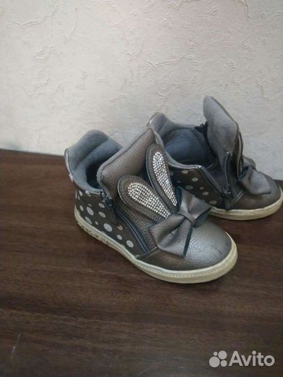 Ботинки для девочки