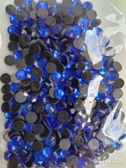 Стразы термоклеевые, размер SS30, новые