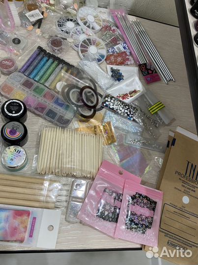 Материалы для наращивания ногтей