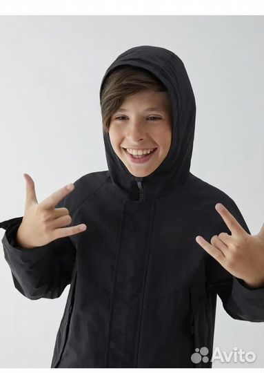 Accola куртка-ветровка новая 128 размер