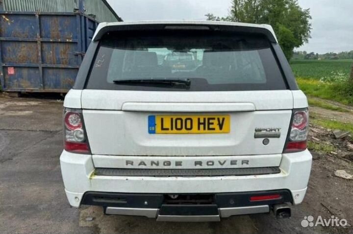 Бампер задний Land Rover Range Rover Sport L320