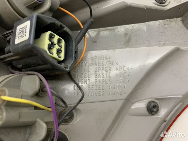 Фонарь задний левый на ford focus 3