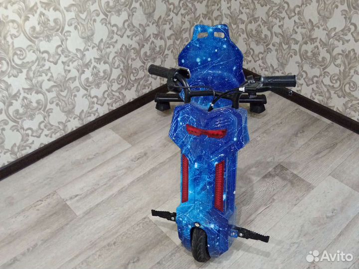 Электросамокат, дрифт кар