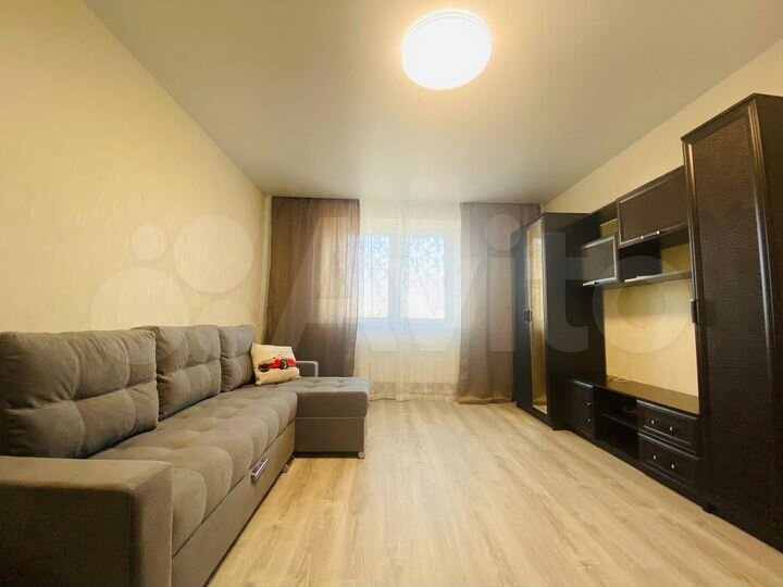 2-к. квартира, 70 м², 9/9 эт.