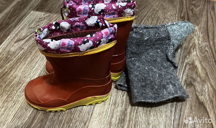 Детские резиновые сапоги с утеплением 28