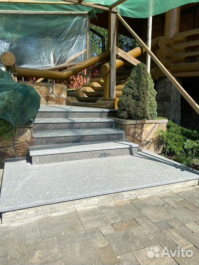 Ступени гранитные