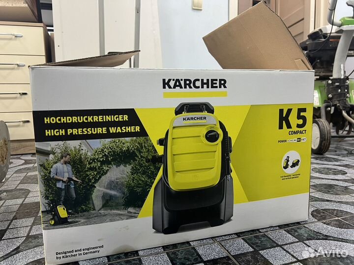 Мойка Karcher K5 compact