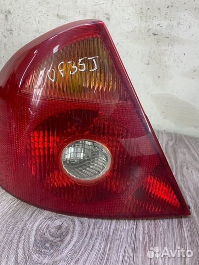 Фонарь задний левый Ford Mondeo хетчбэк 5-ти дв