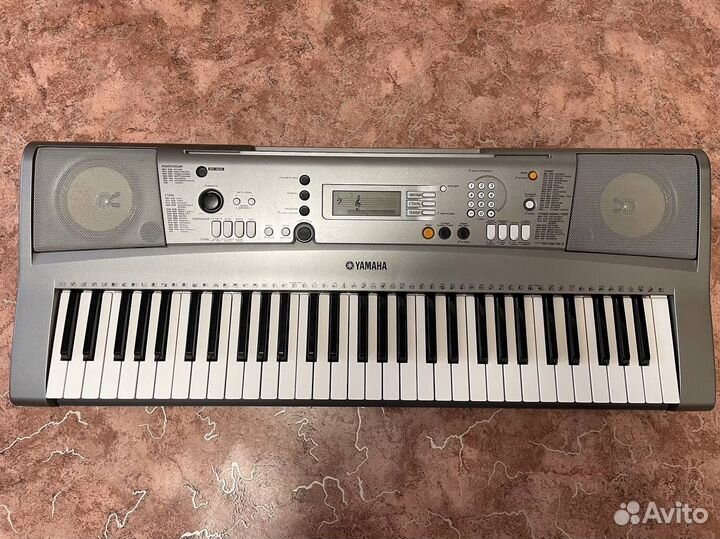 Синтезатор yamaha psr r300