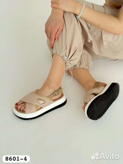 Сандалии женские
