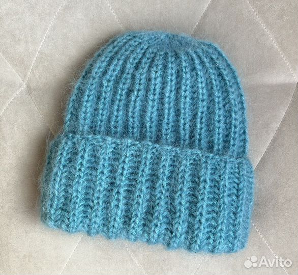 Мохеровая шапка с одним отворотом