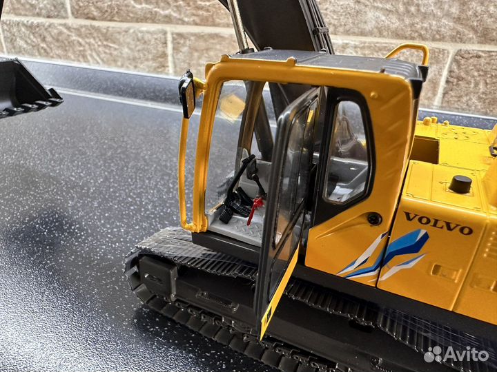 Масштабная модель Volvo ec210blc, ec290blc
