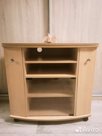 Тумба под телевизор