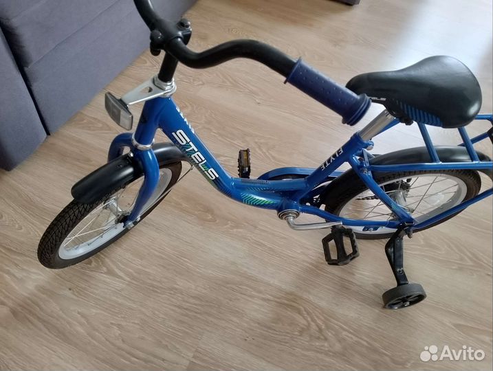 Детский велосипед бу r16
