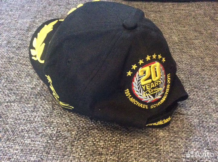 Бейсболка новая