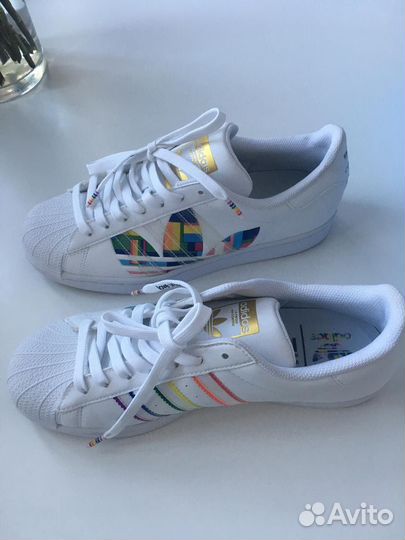 Adidas кроссовки женские