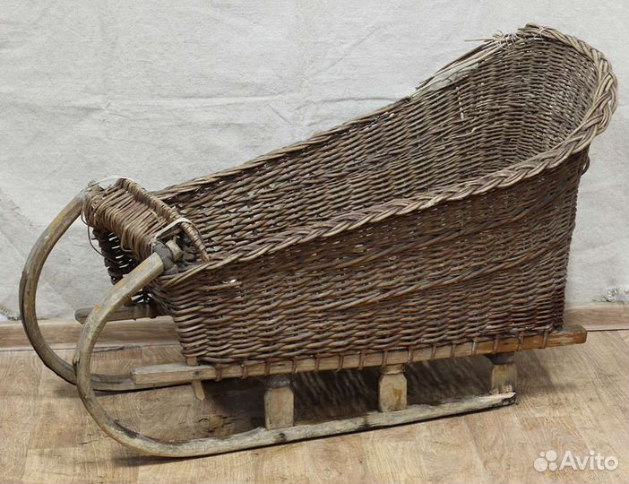 Вязаные детские санки