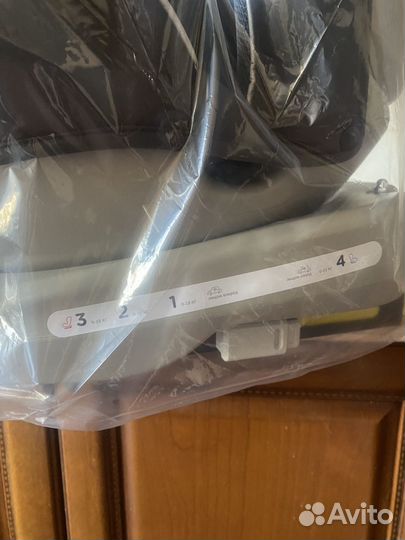 Новое автокресло 0-36 happy baby isofix