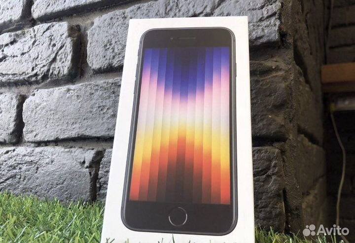 iPhone SE (2022), 128 ГБ