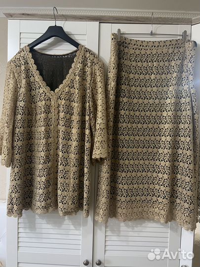 Костюмы в ассортименте