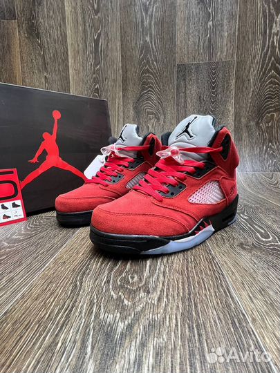 Кроссовки Nike air Jordan