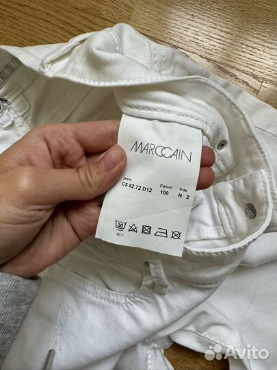 Джинсы Marccain