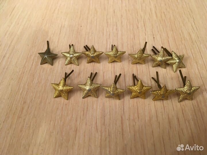 Петлицы, кокарды