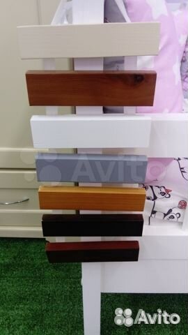 Кровать из массива