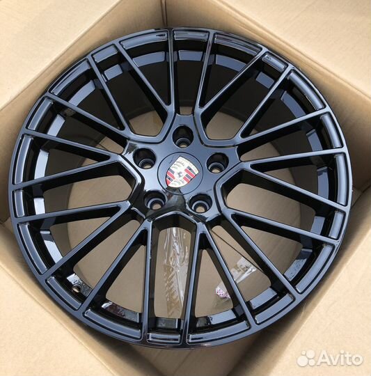 Диски Porsche Macan R21 Порше