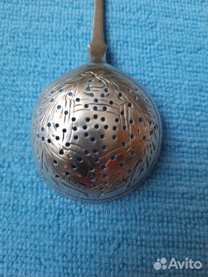 Чайное ситечко из серебра 84*