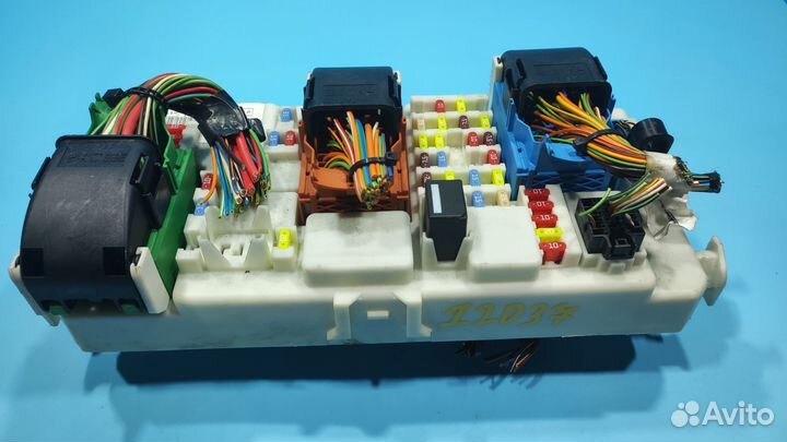 Блок предохранителей салонный для Ford Focus 2