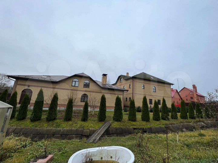 Дом 250 м² на участке 15 сот.