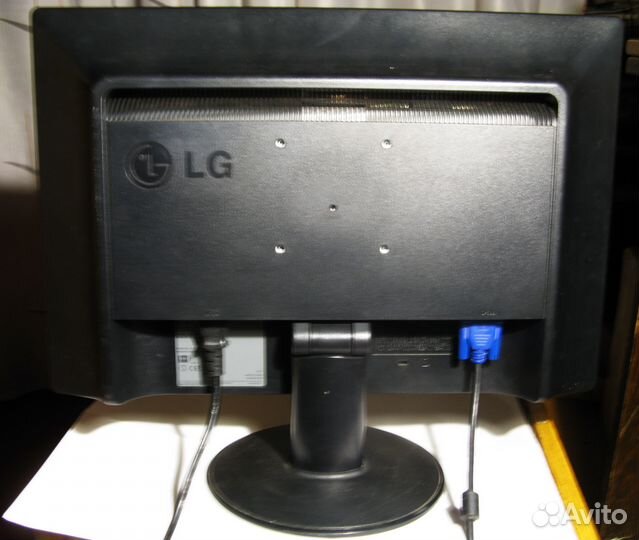 Монитор LG Flatron W1934S