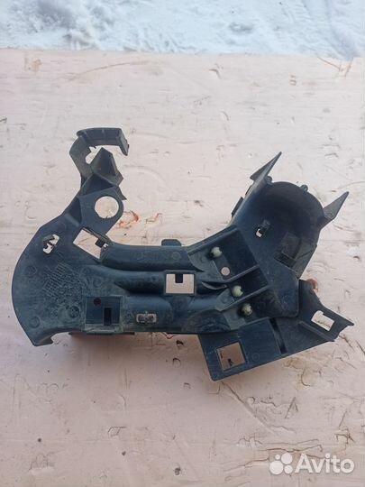 Кабель-канал VAG 1K0971615CN Кронштейн Audi a8